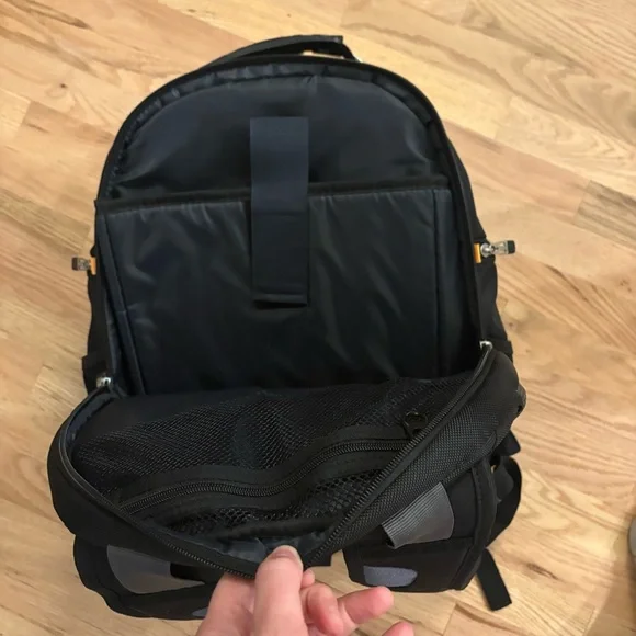 Targus Drifter II backpack sturdy college high school fits 17 in laptop NEW - Picture 9 of 13